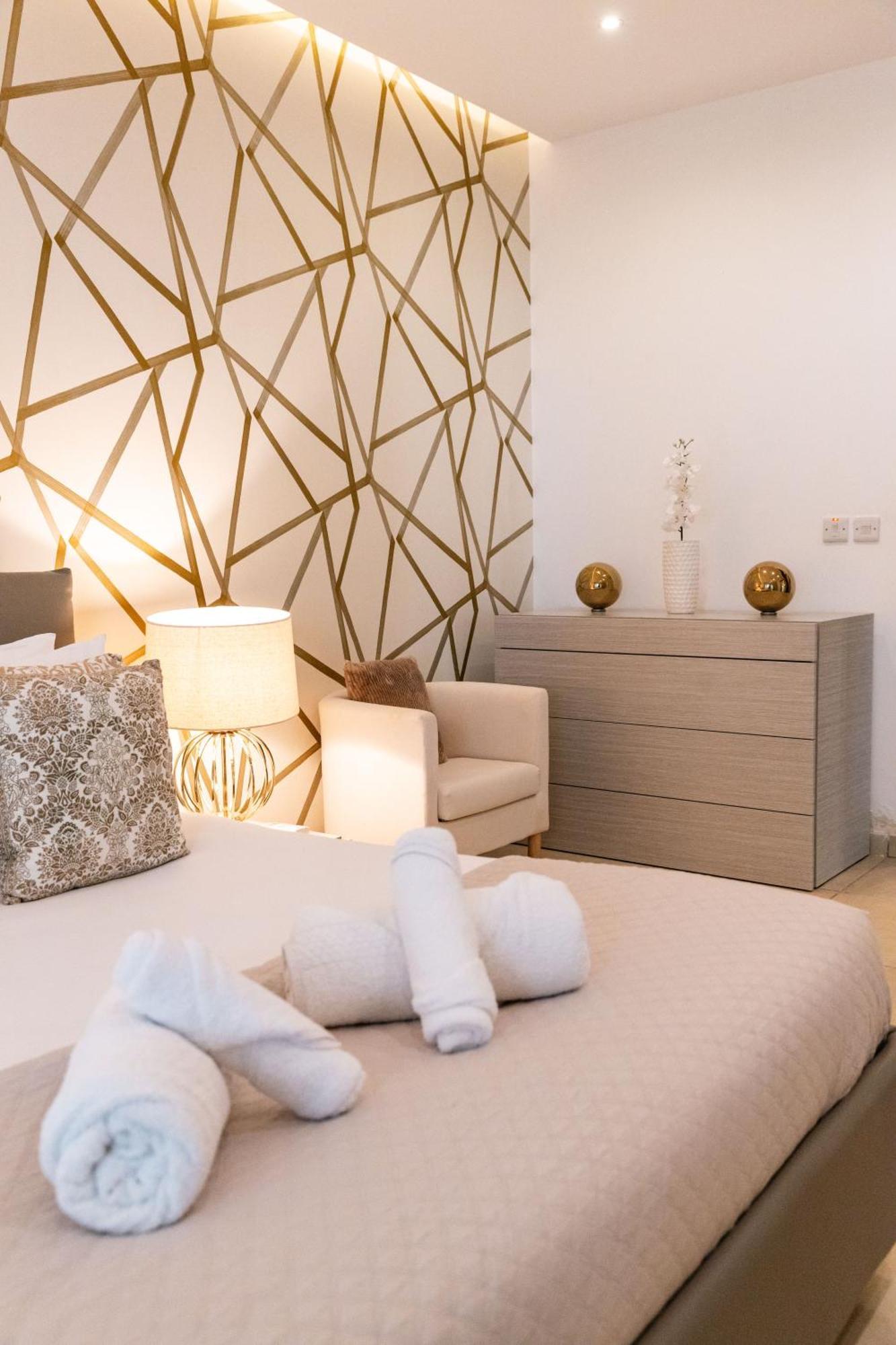 Luxury Seafront 3Br With Pool By Arcobnb Sliema Buitenkant foto